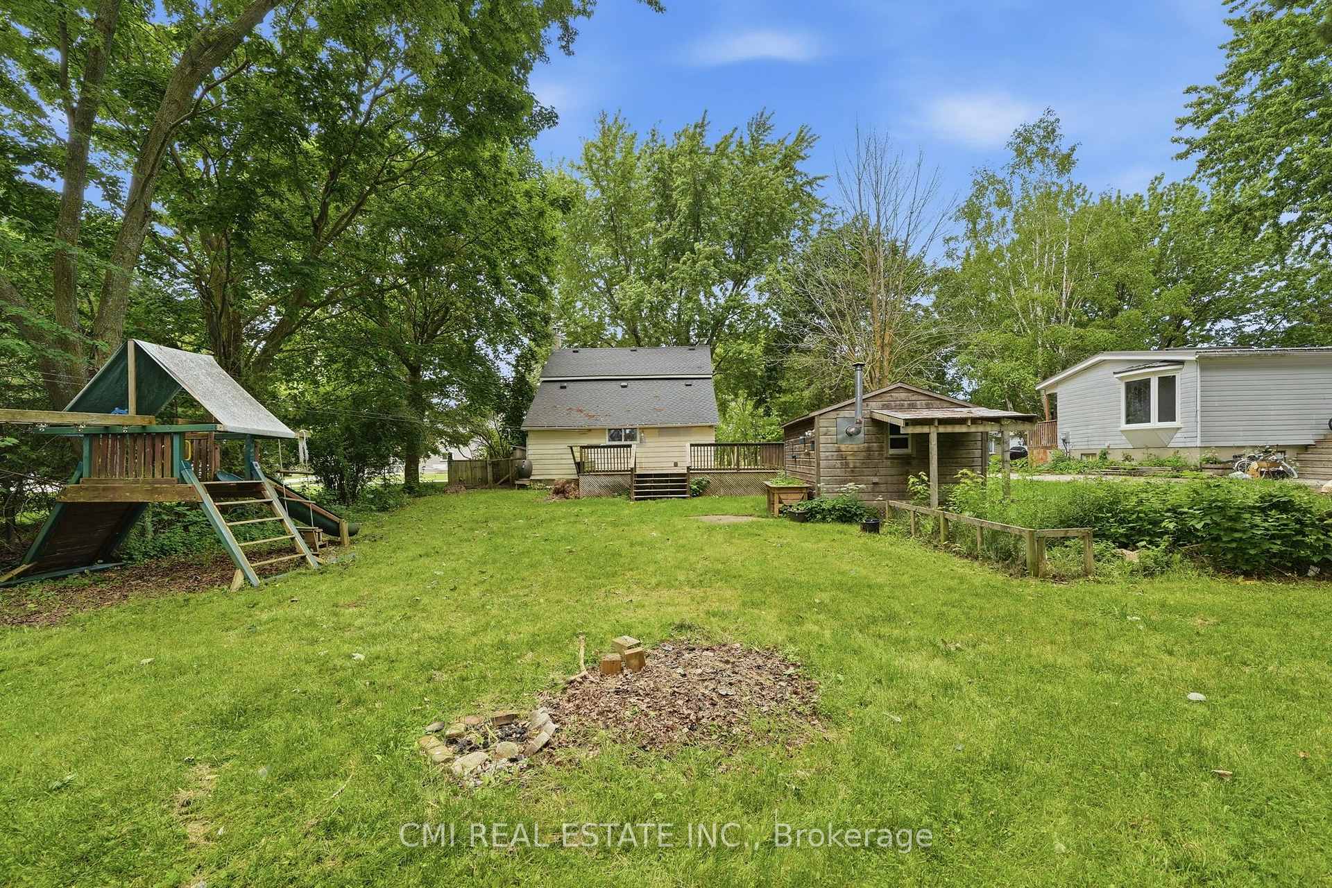 Photo 35 of 12 Argyle Street, Kincardine — HOMEH