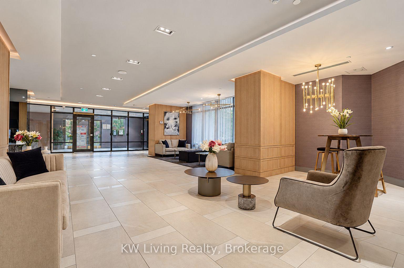 Photo 5 of Unit 220, 621 Sheppard Avenue E, North York, Bayview Village — HOMEH