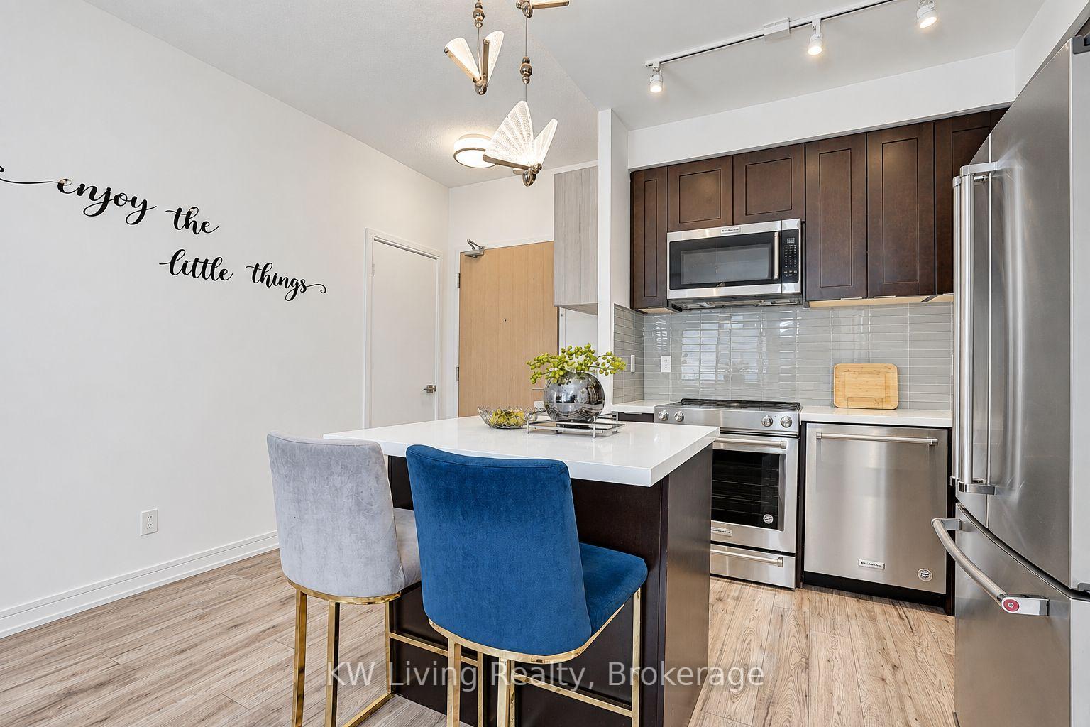 Photo 10 of Unit 220, 621 Sheppard Avenue E, North York, Bayview Village — HOMEH