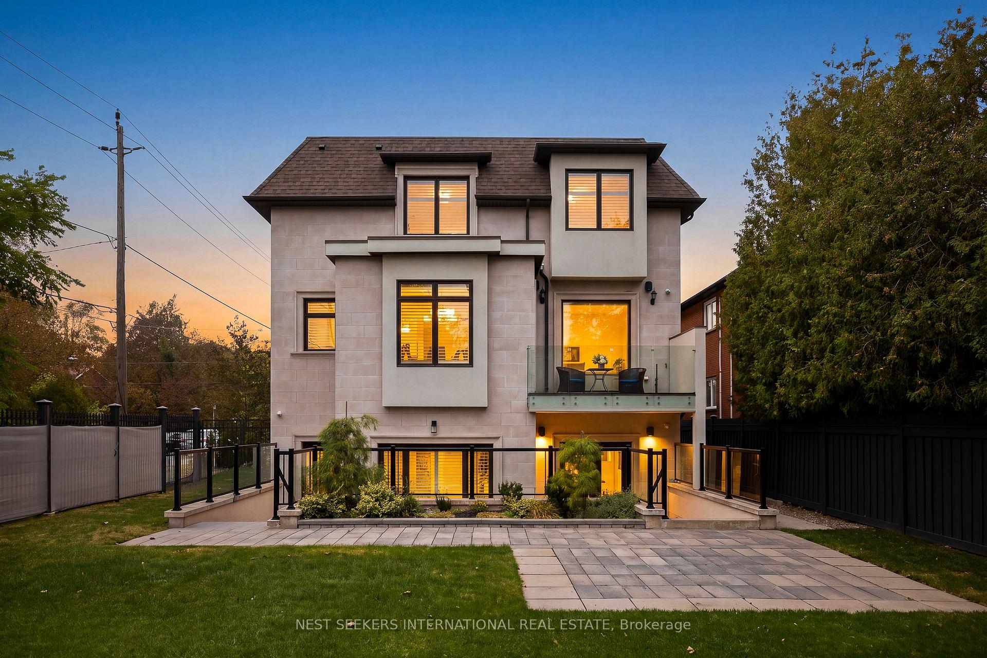 Photo 3 of 111 Codsell Avenue, North York, Bathurst Manor — HOMEH