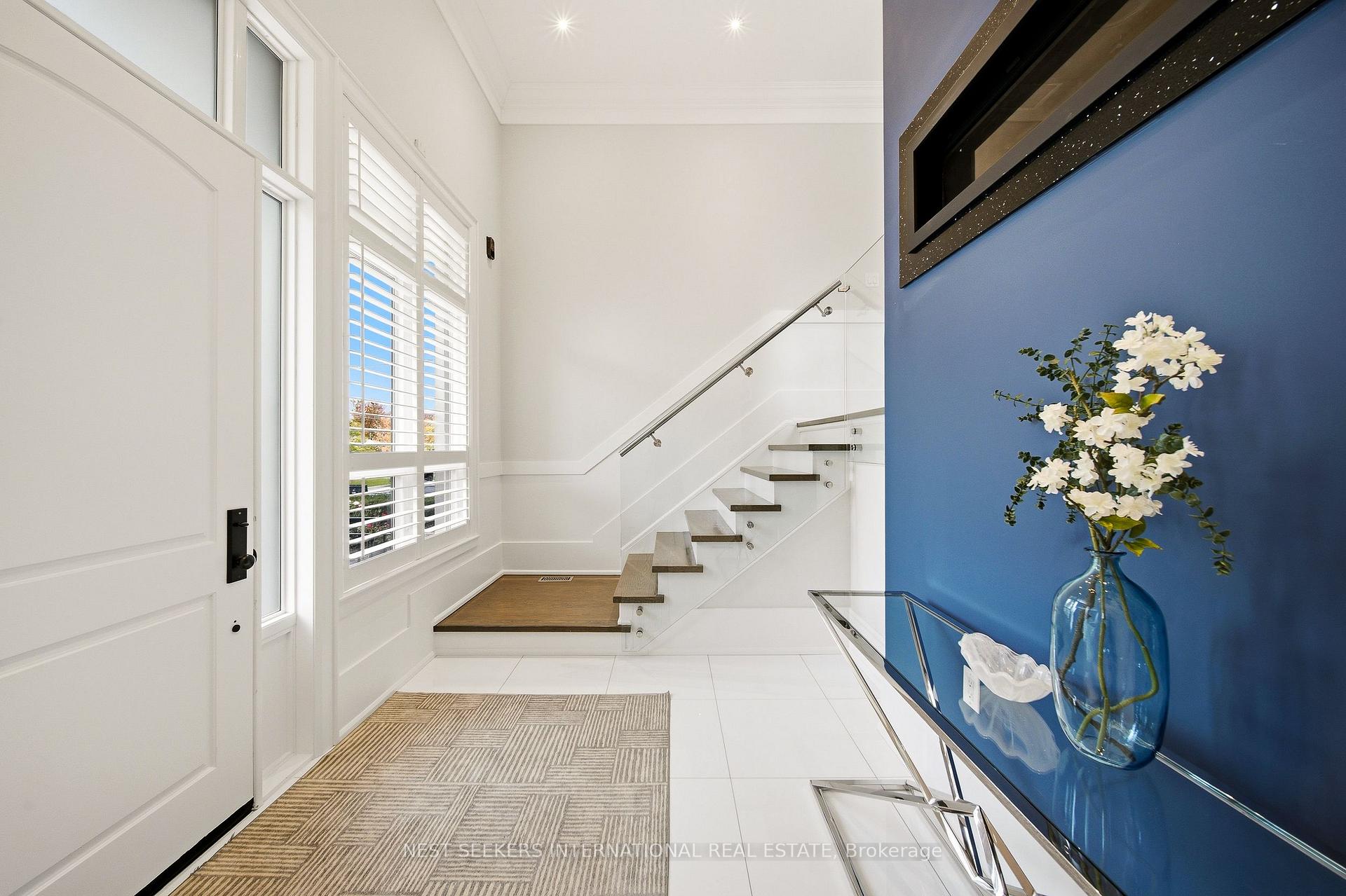 Photo 9 of 111 Codsell Avenue, North York, Bathurst Manor — HOMEH