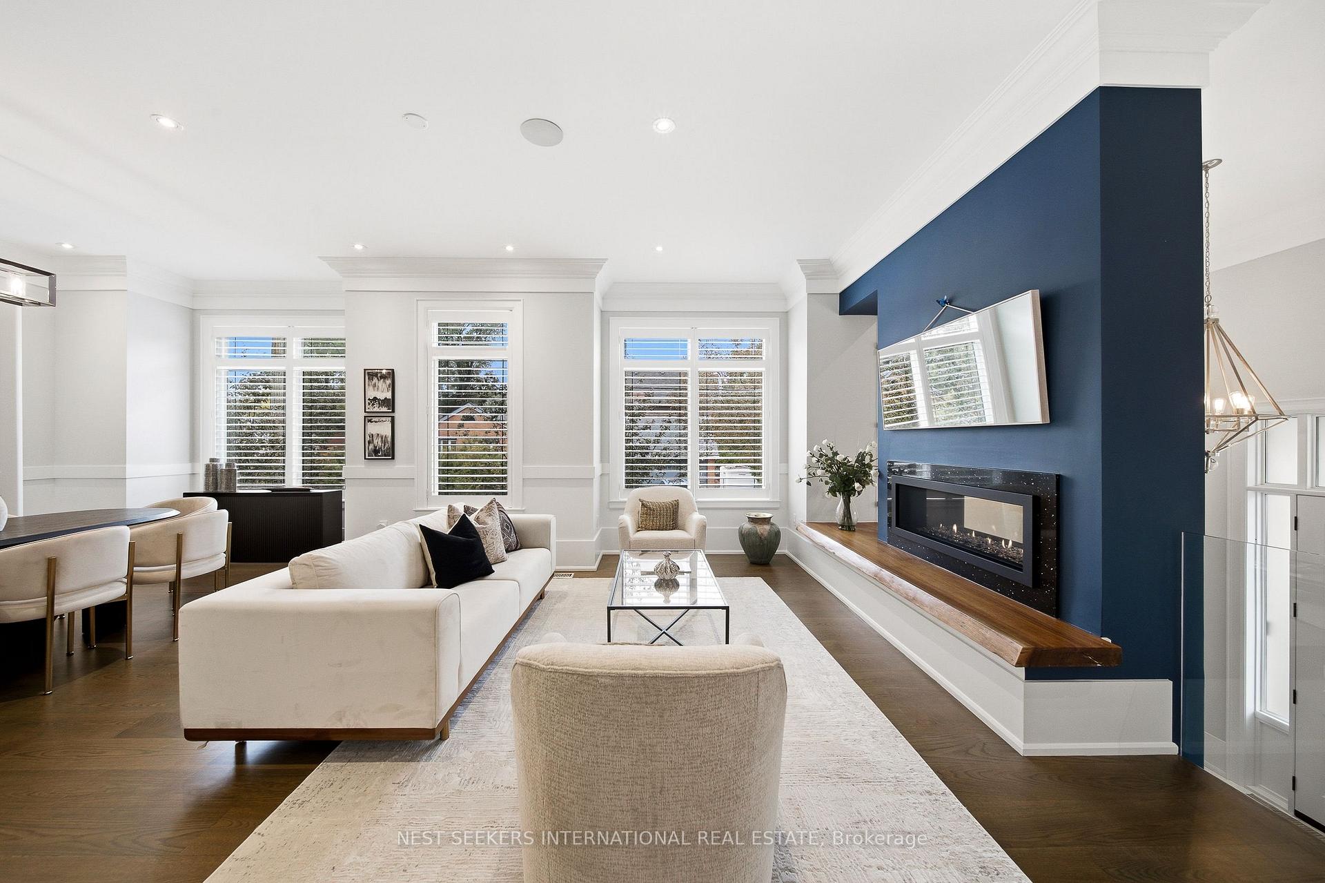 Photo 11 of 111 Codsell Avenue, North York, Bathurst Manor — HOMEH