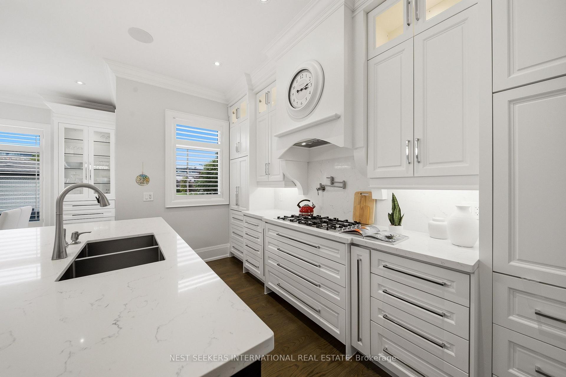 Photo 25 of 111 Codsell Avenue, North York, Bathurst Manor — HOMEH