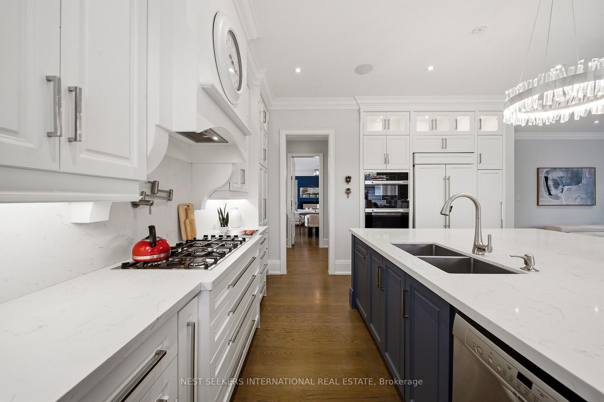 Photo 26 of 111 Codsell Avenue, North York, Bathurst Manor — HOMEH