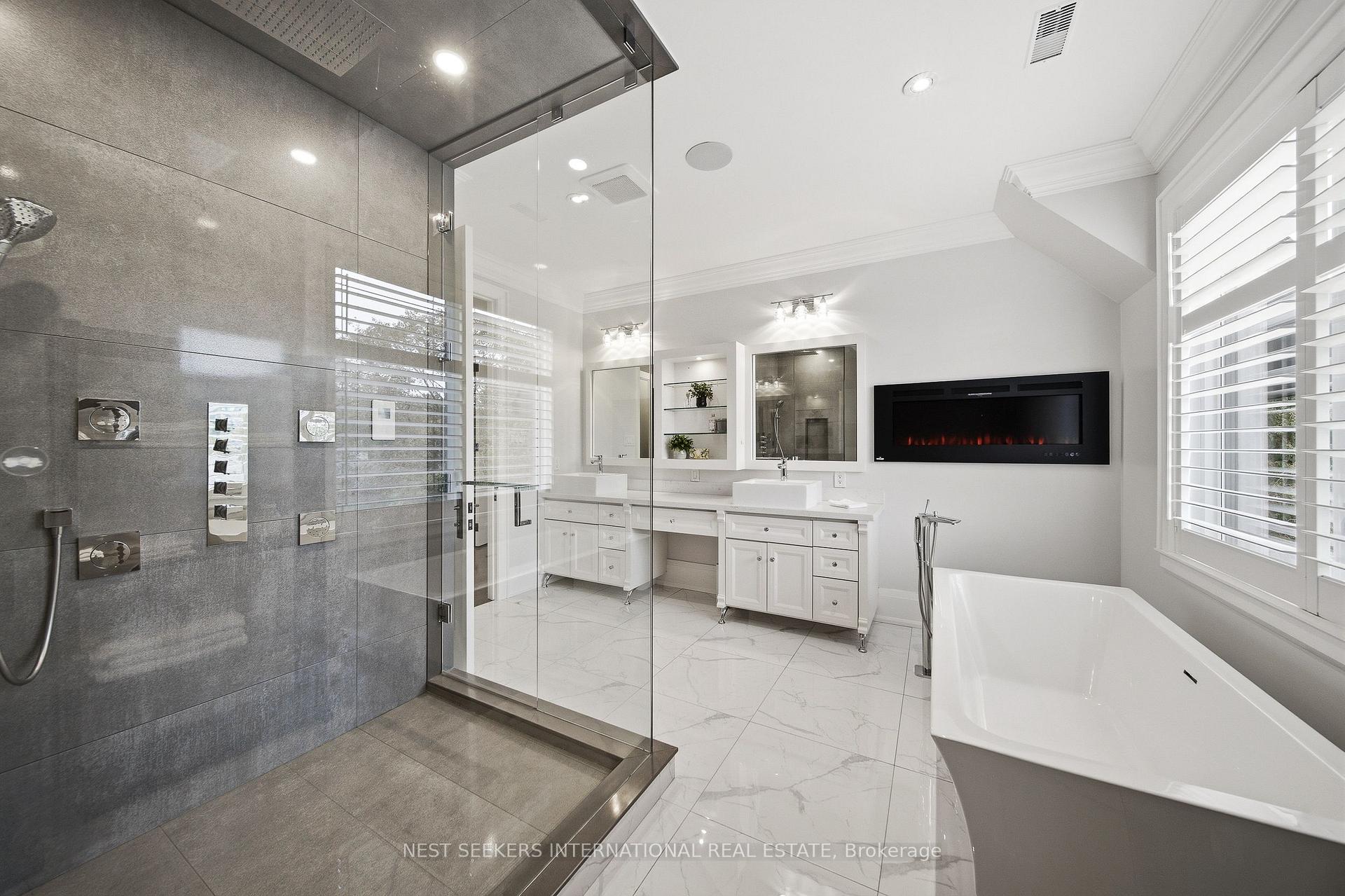 Photo 41 of 111 Codsell Avenue, North York, Bathurst Manor — HOMEH