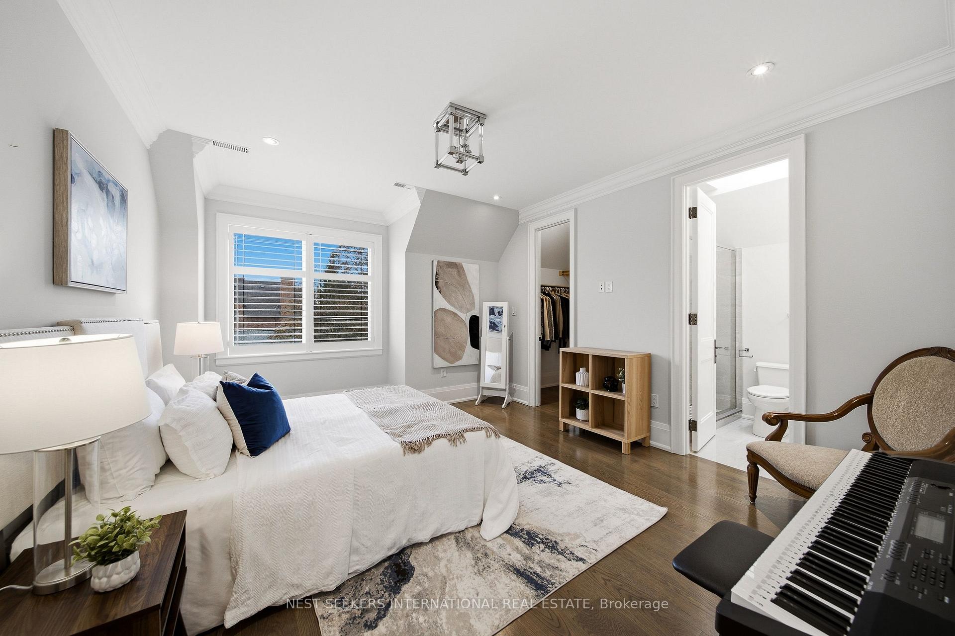Photo 44 of 111 Codsell Avenue, North York, Bathurst Manor — HOMEH