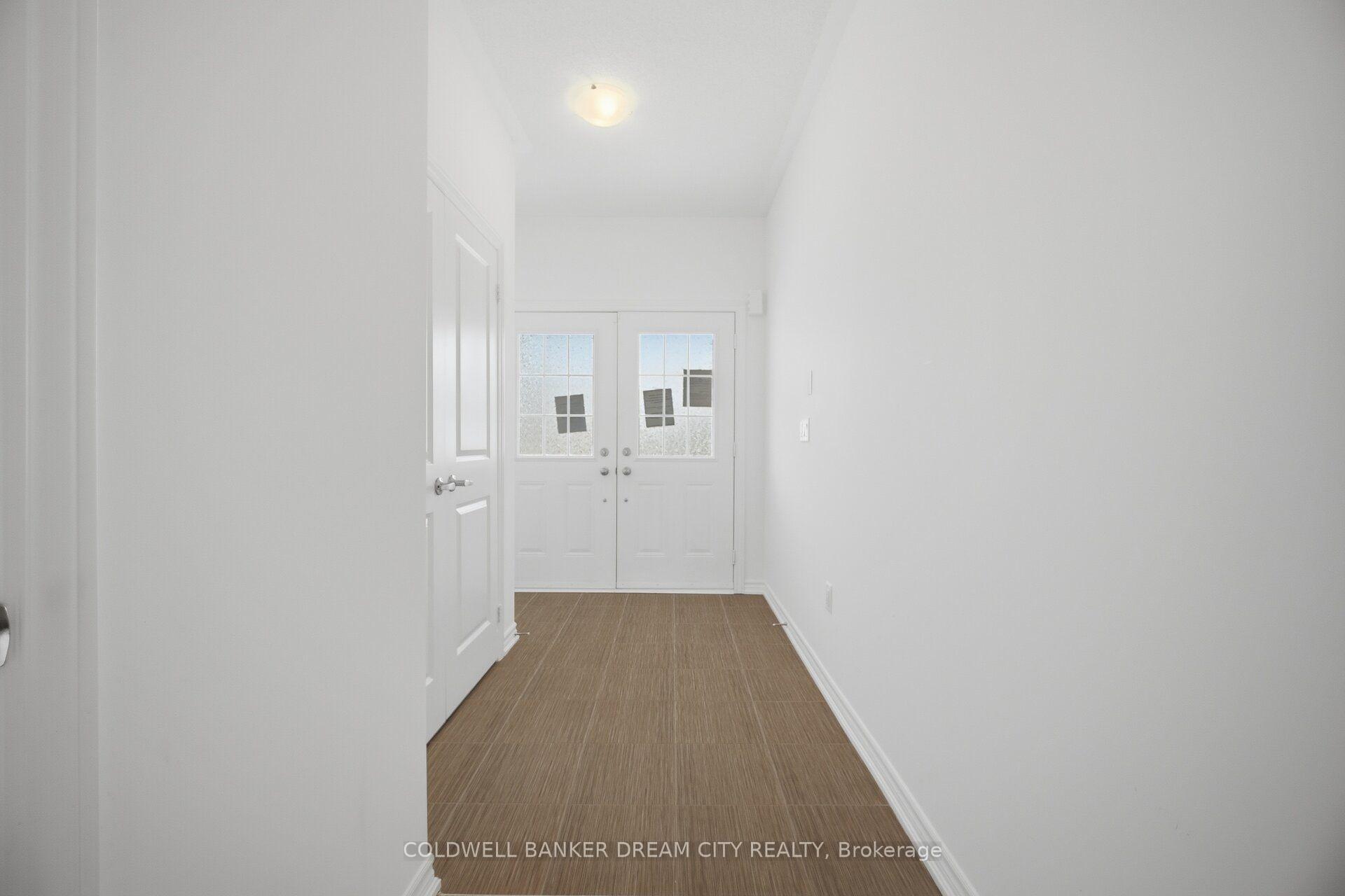 Photo 6 of 420 Vandusen Avenue, Southgate — HOMEH