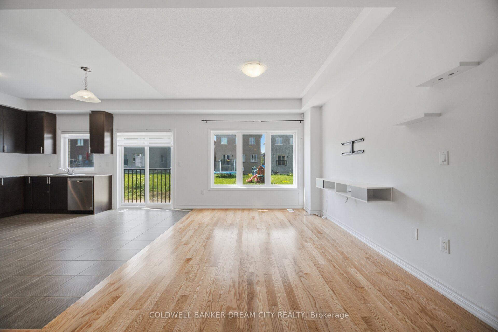 Photo 9 of 420 Vandusen Avenue, Southgate — HOMEH