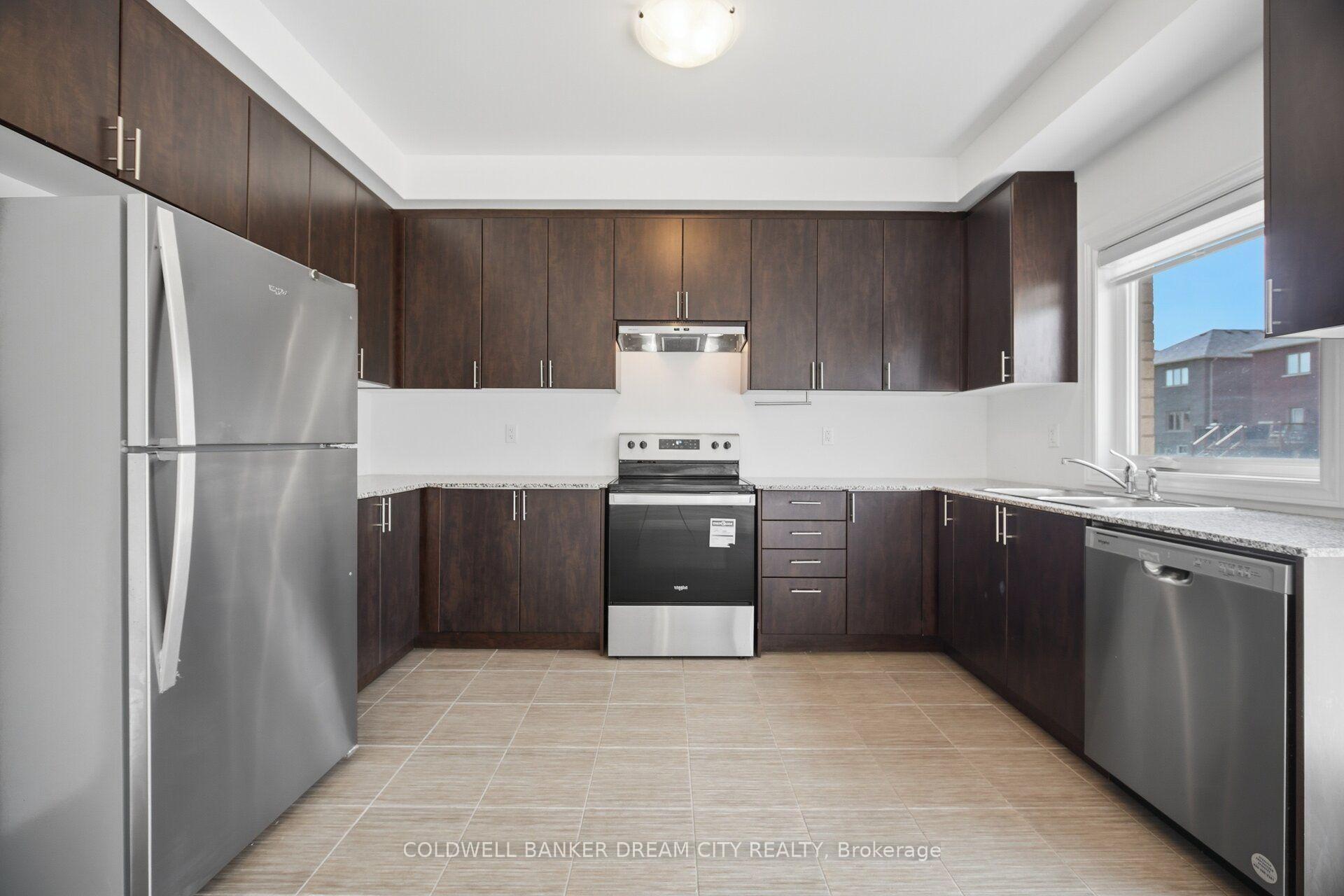 Photo 15 of 420 Vandusen Avenue, Southgate — HOMEH