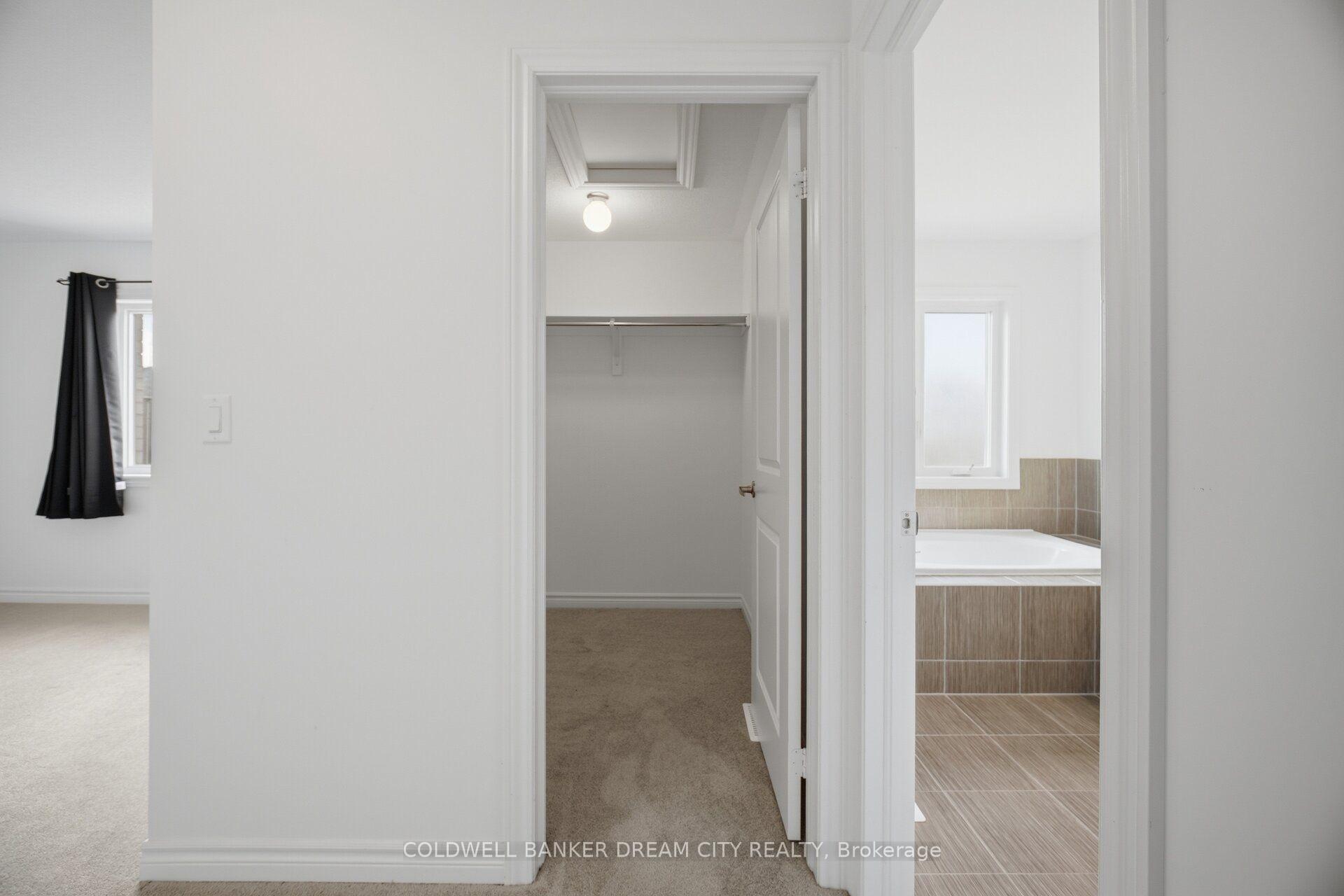 Photo 24 of 420 Vandusen Avenue, Southgate — HOMEH
