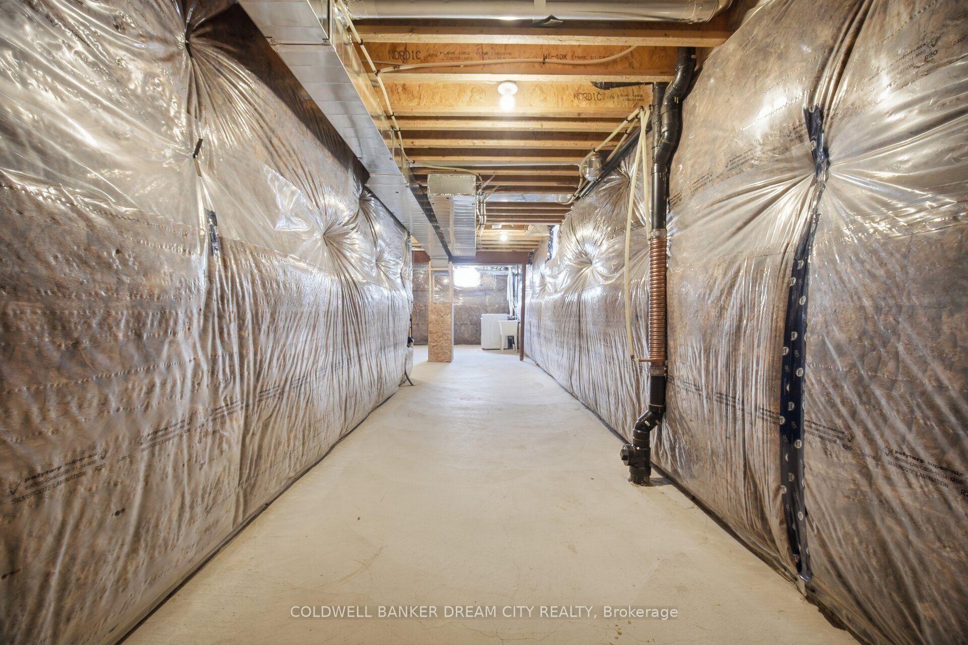 Photo 38 of 420 Vandusen Avenue, Southgate — HOMEH