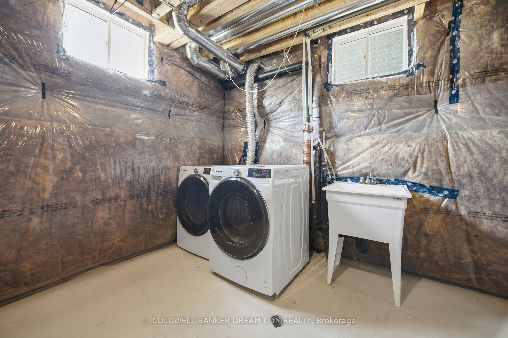 Photo 39 of 420 Vandusen Avenue, Southgate — HOMEH
