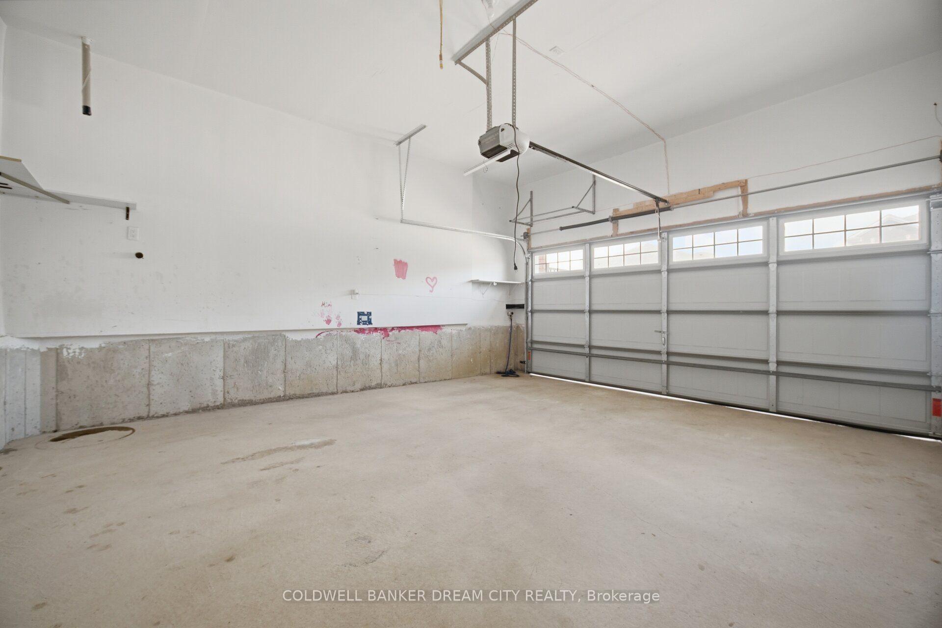 Photo 40 of 420 Vandusen Avenue, Southgate — HOMEH