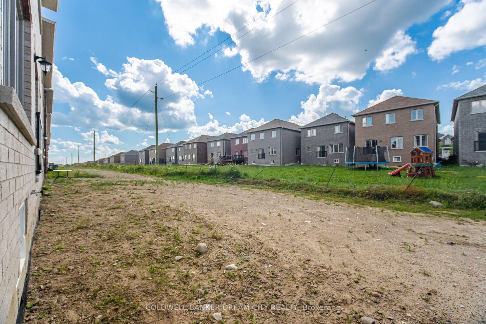 Photo 42 of 420 Vandusen Avenue, Southgate — HOMEH