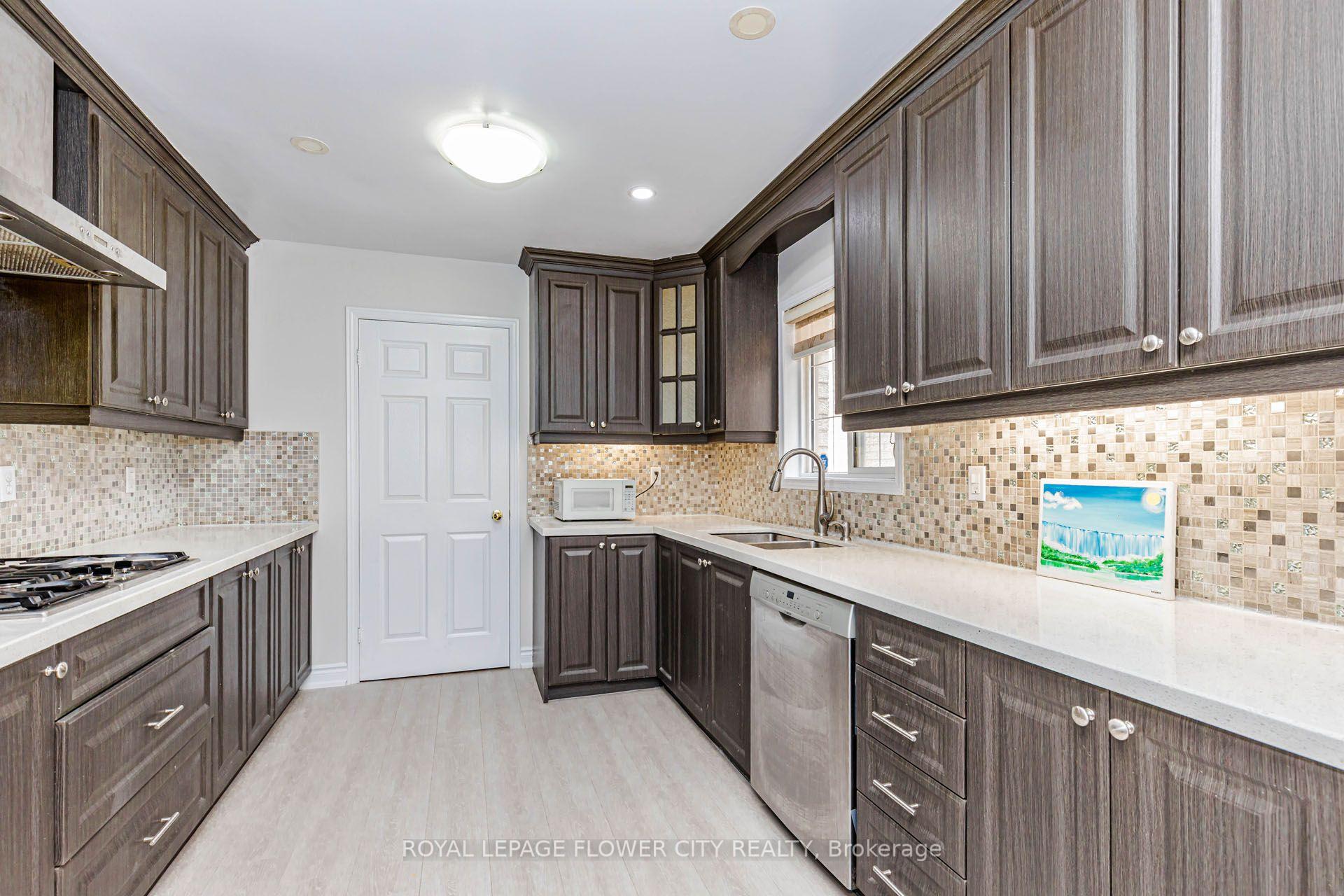 Photo 14 of 14 Canarvan Court, Brampton, Fletcher's Creek South — HOMEH