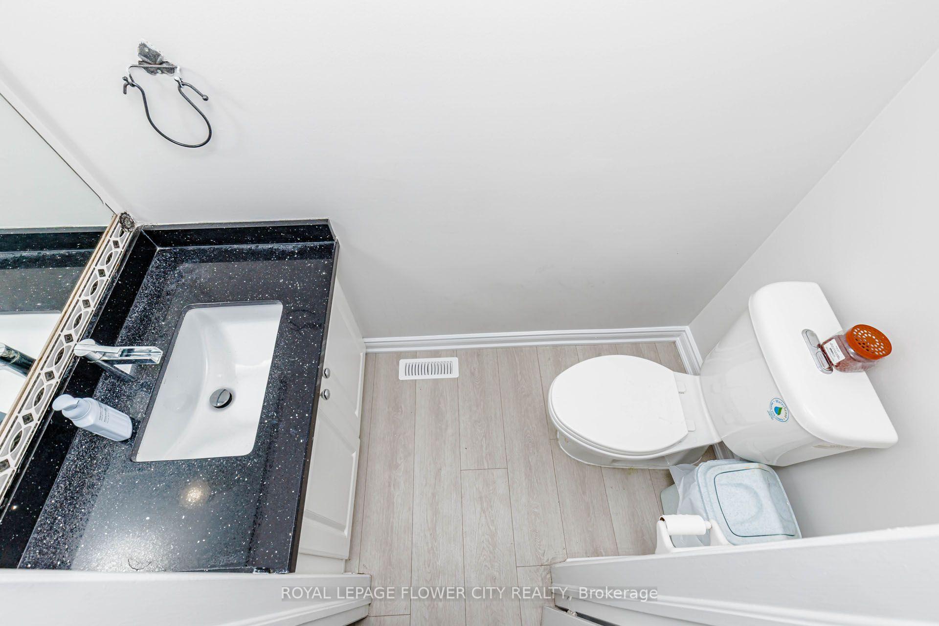 Photo 19 of 14 Canarvan Court, Brampton, Fletcher's Creek South — HOMEH