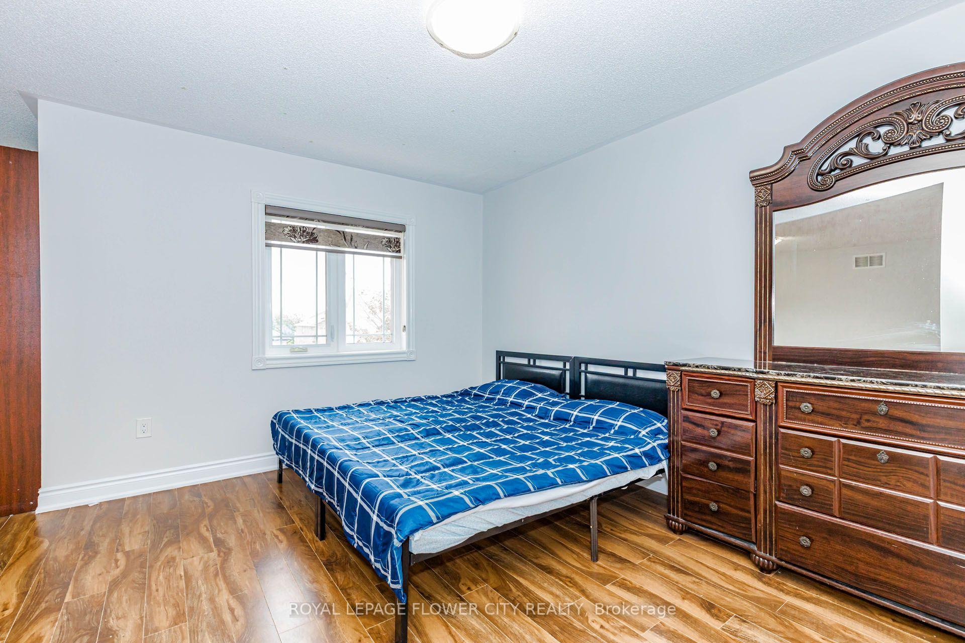 Photo 25 of 14 Canarvan Court, Brampton, Fletcher's Creek South — HOMEH