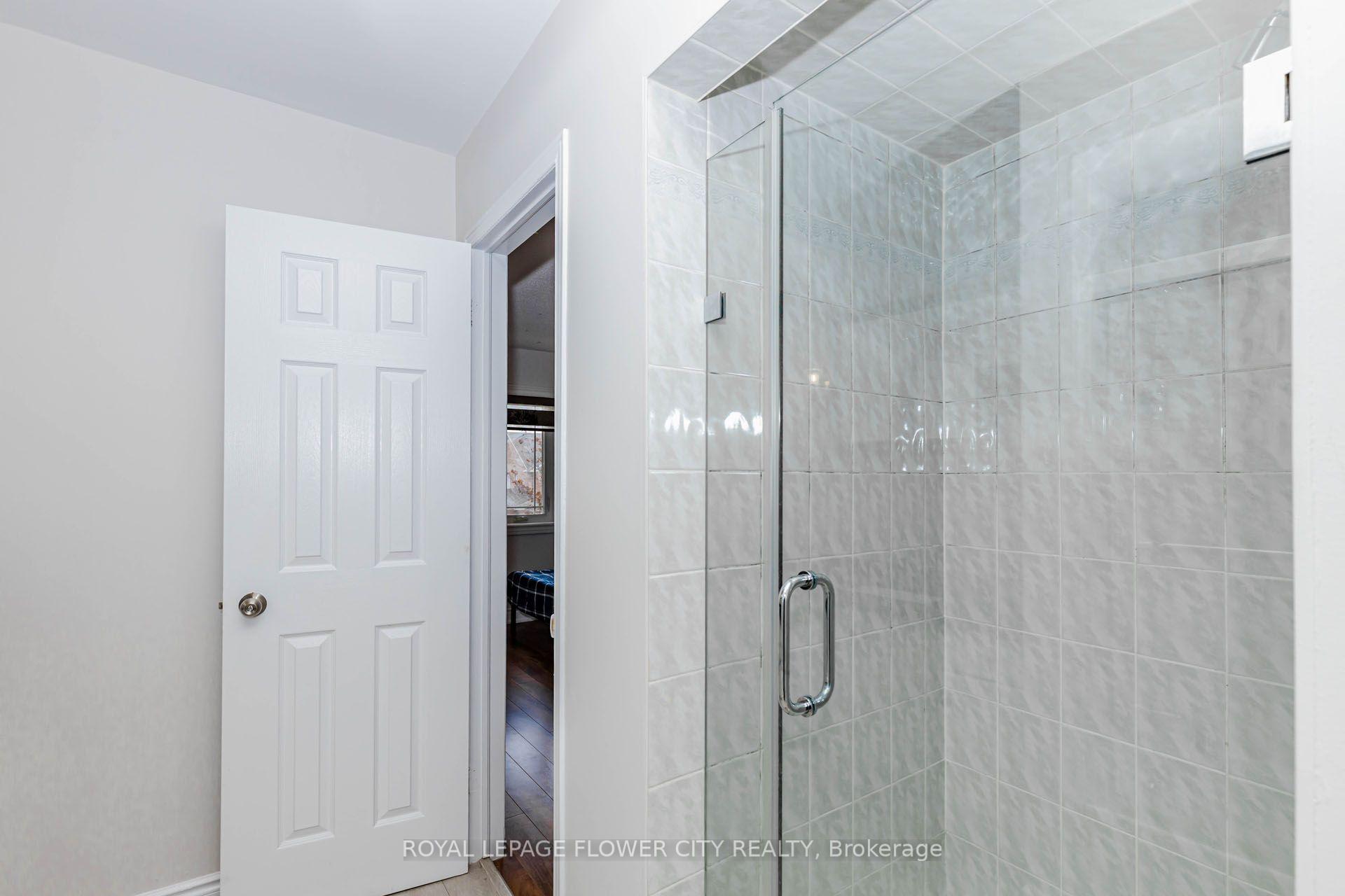 Photo 30 of 14 Canarvan Court, Brampton, Fletcher's Creek South — HOMEH