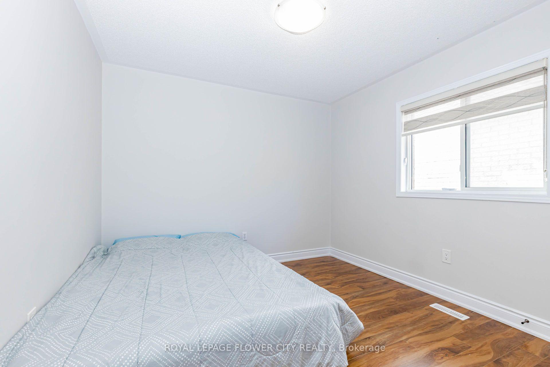 Photo 36 of 14 Canarvan Court, Brampton, Fletcher's Creek South — HOMEH