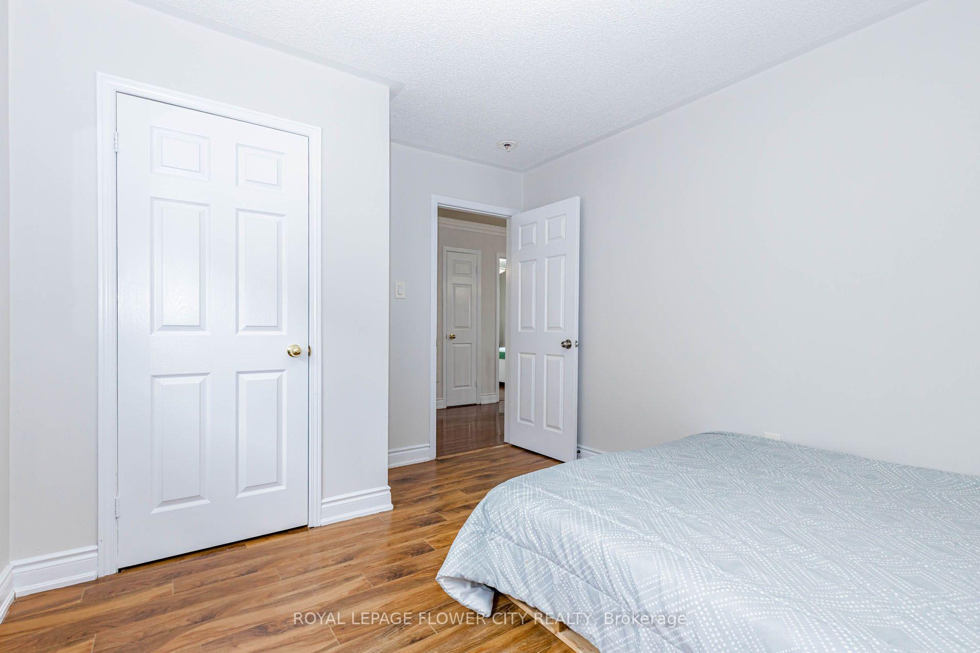 Photo 37 of 14 Canarvan Court, Brampton, Fletcher's Creek South — HOMEH