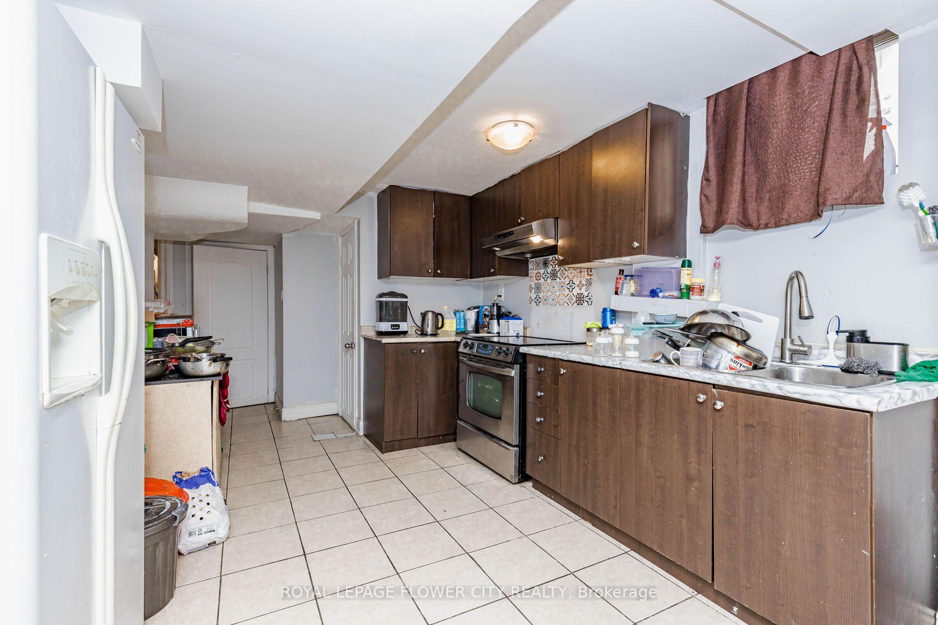 Photo 41 of 14 Canarvan Court, Brampton, Fletcher's Creek South — HOMEH
