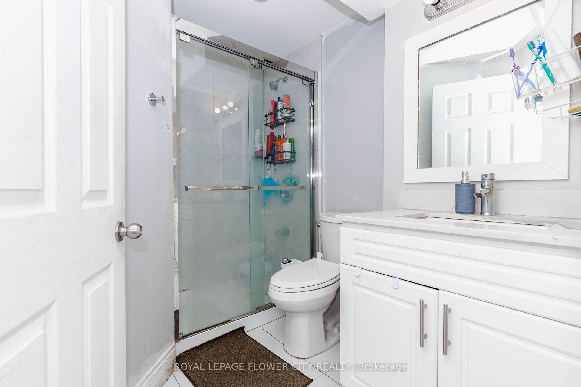 Photo 43 of 14 Canarvan Court, Brampton, Fletcher's Creek South — HOMEH
