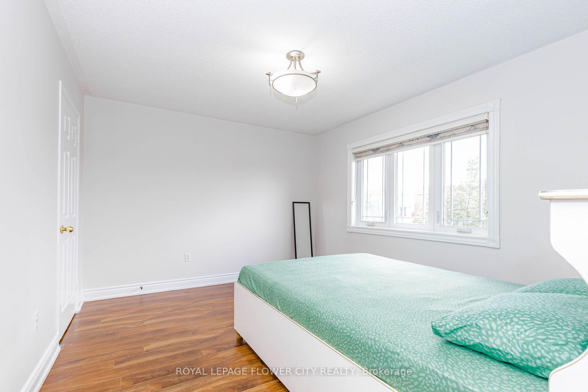 Photo 49 of 14 Canarvan Court, Brampton, Fletcher's Creek South — HOMEH
