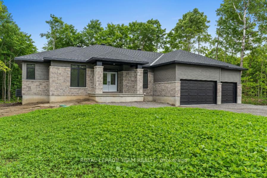 Photo 2 of 135 Upton Drive, Beckwith, Beckwith Twp — HOMEH