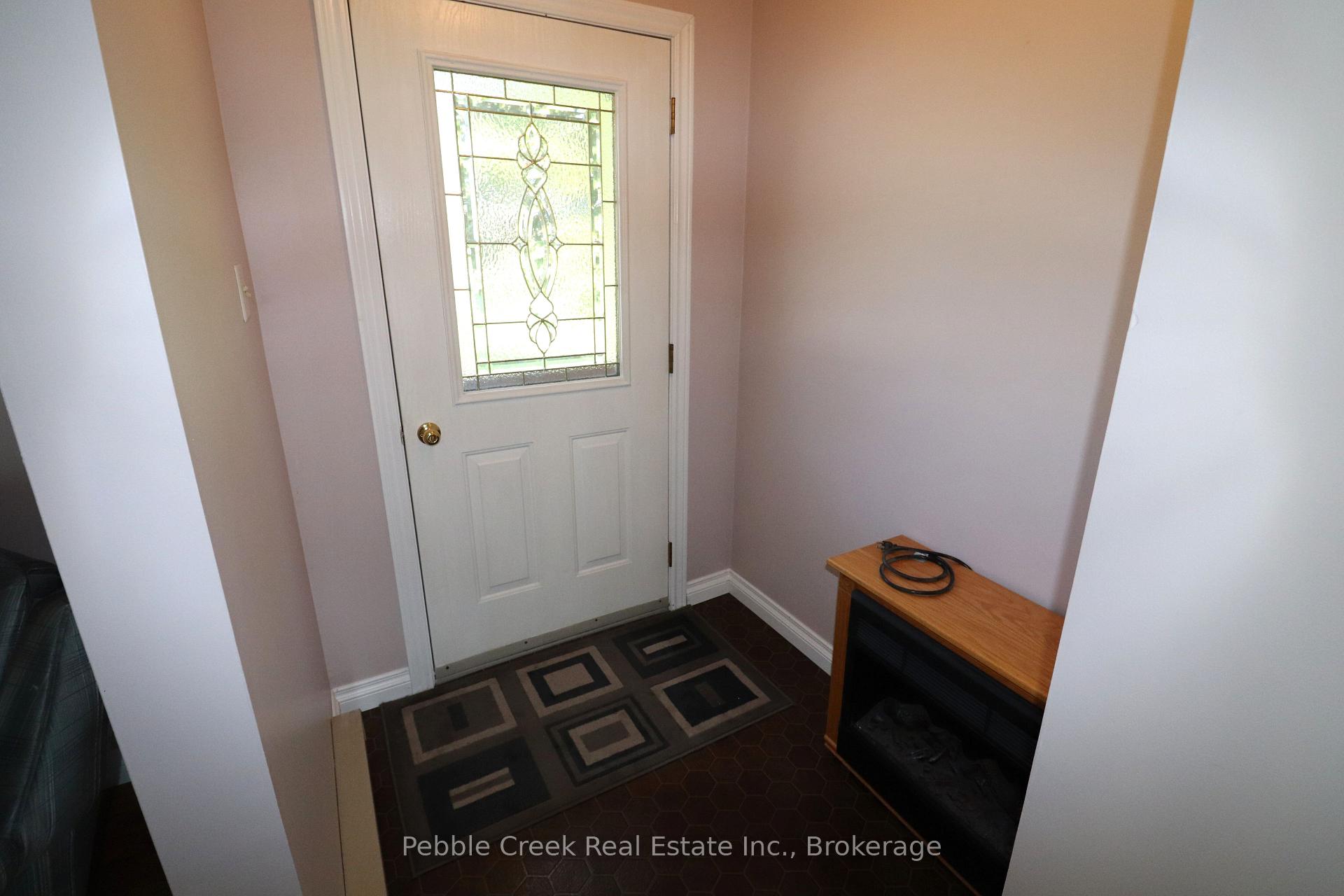 Photo 5 of 79927 Orchard Line, Central Huron, Goderich — HOMEH