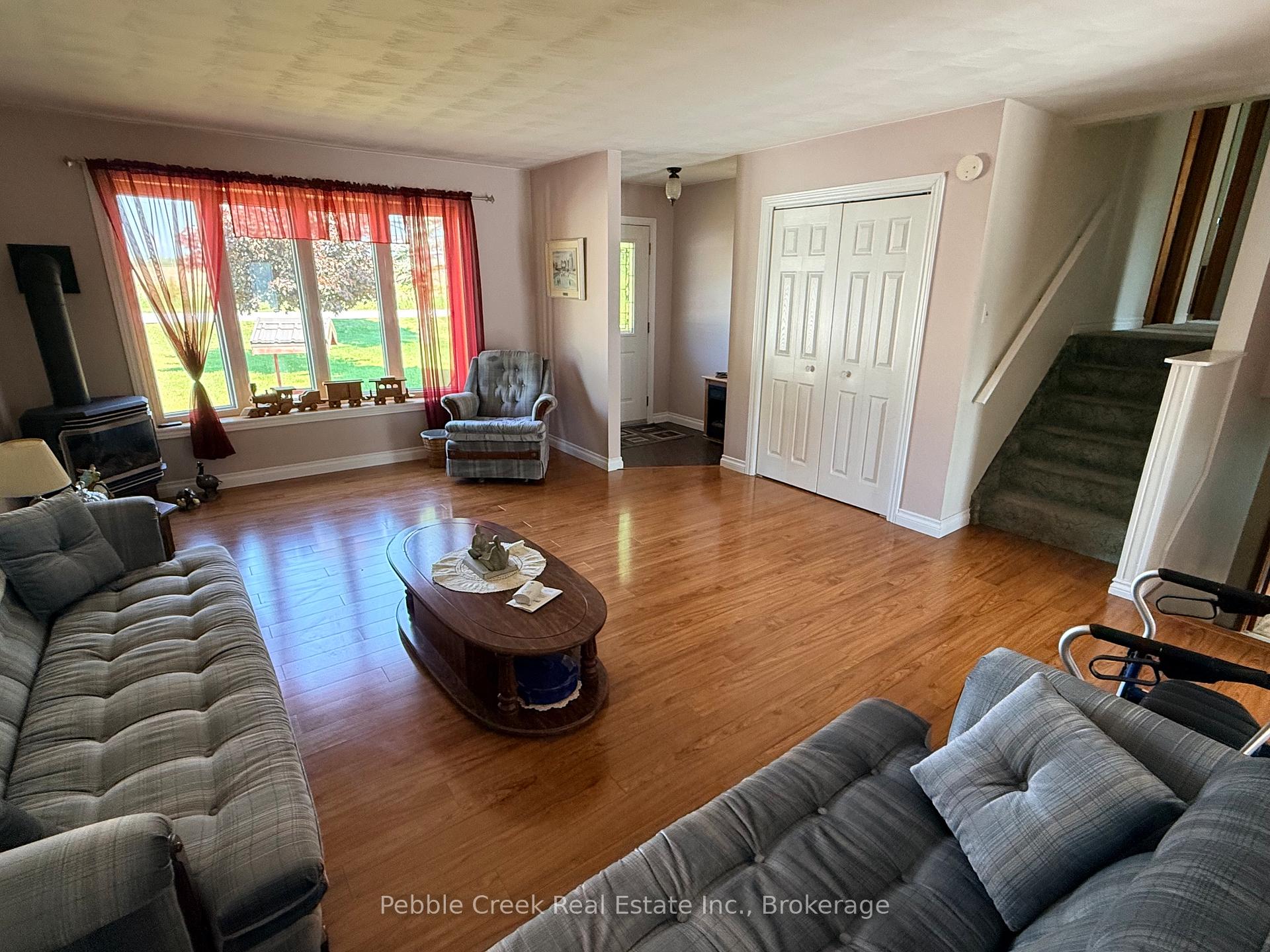 Photo 6 of 79927 Orchard Line, Central Huron, Goderich — HOMEH