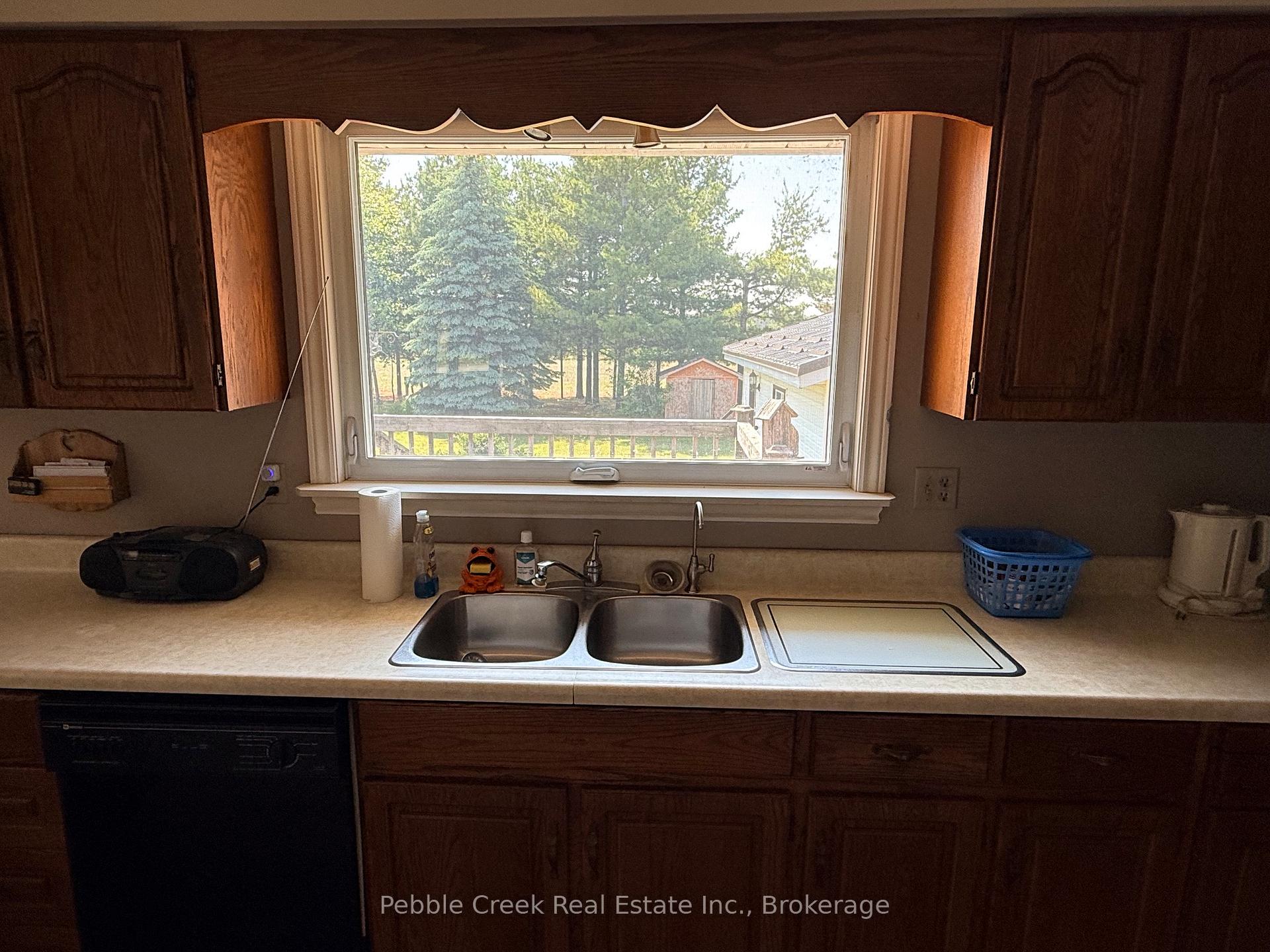 Photo 10 of 79927 Orchard Line, Central Huron, Goderich — HOMEH
