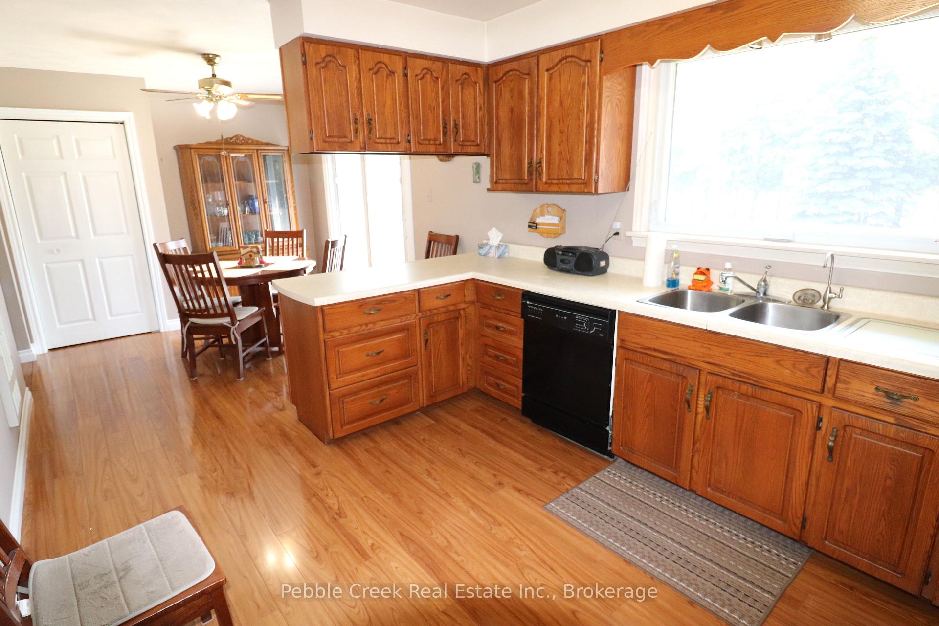 Photo 11 of 79927 Orchard Line, Central Huron, Goderich — HOMEH