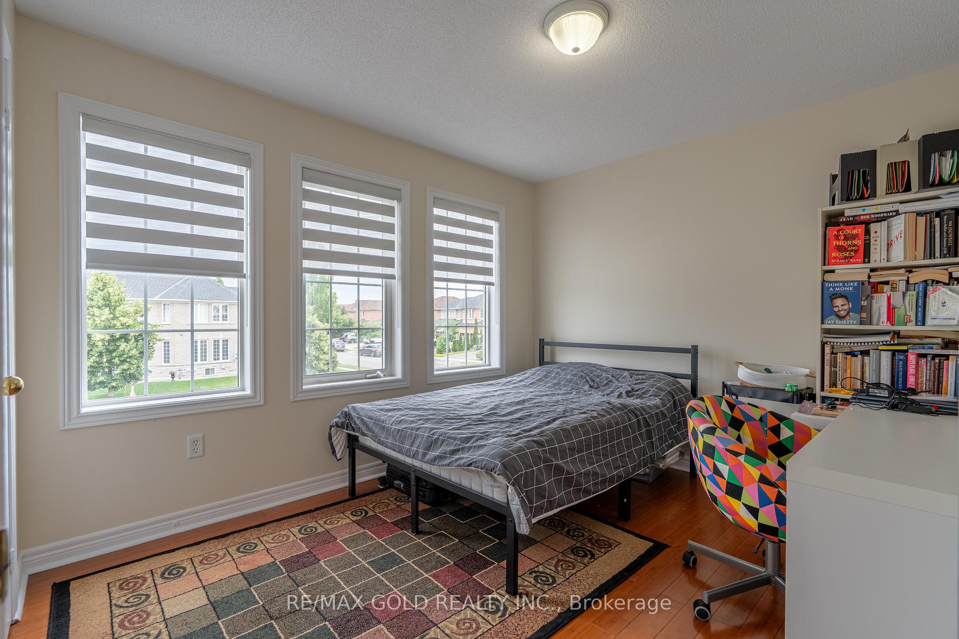 Photo 22 of 409 Fernforest Drive, Brampton, Sandringham-Wellington — HOMEH
