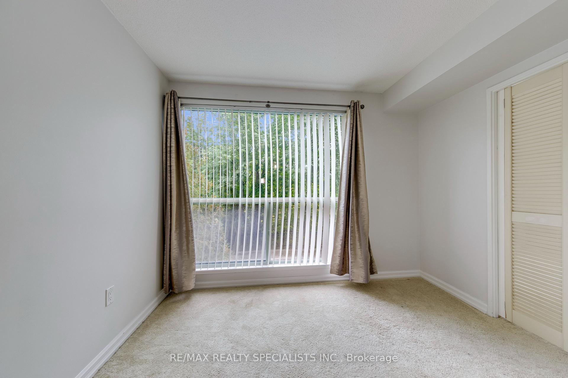 Photo 42 of Unit 212, 2155 Burnhamthorpe Road W, Mississauga, Erin Mills — HOMEH