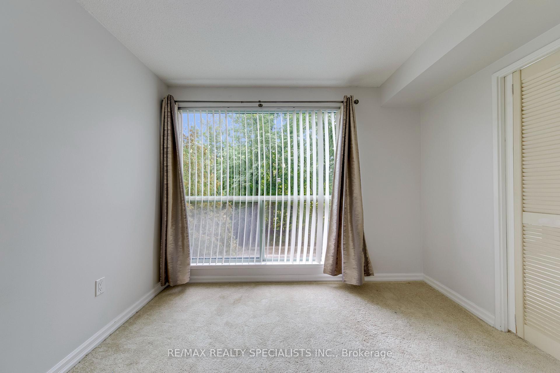Photo 36 of Unit 212, 2155 Burnhamthorpe Road W, Mississauga, Erin Mills — HOMEH