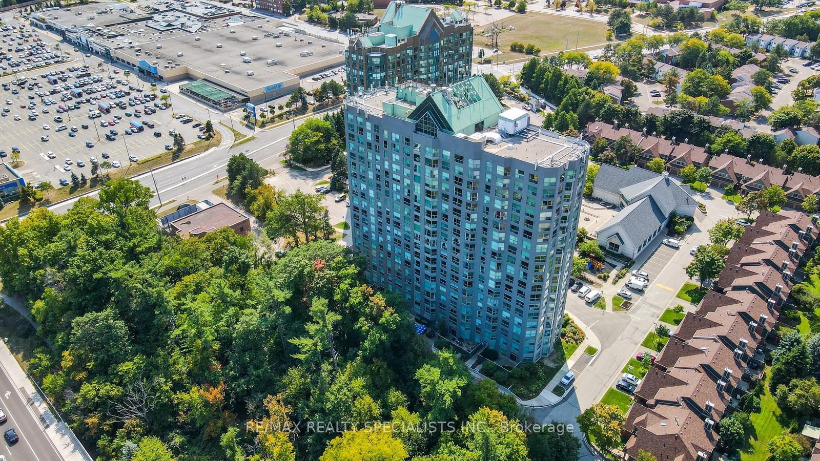 Photo 61 of Unit 212, 2155 Burnhamthorpe Road W, Mississauga, Erin Mills — HOMEH