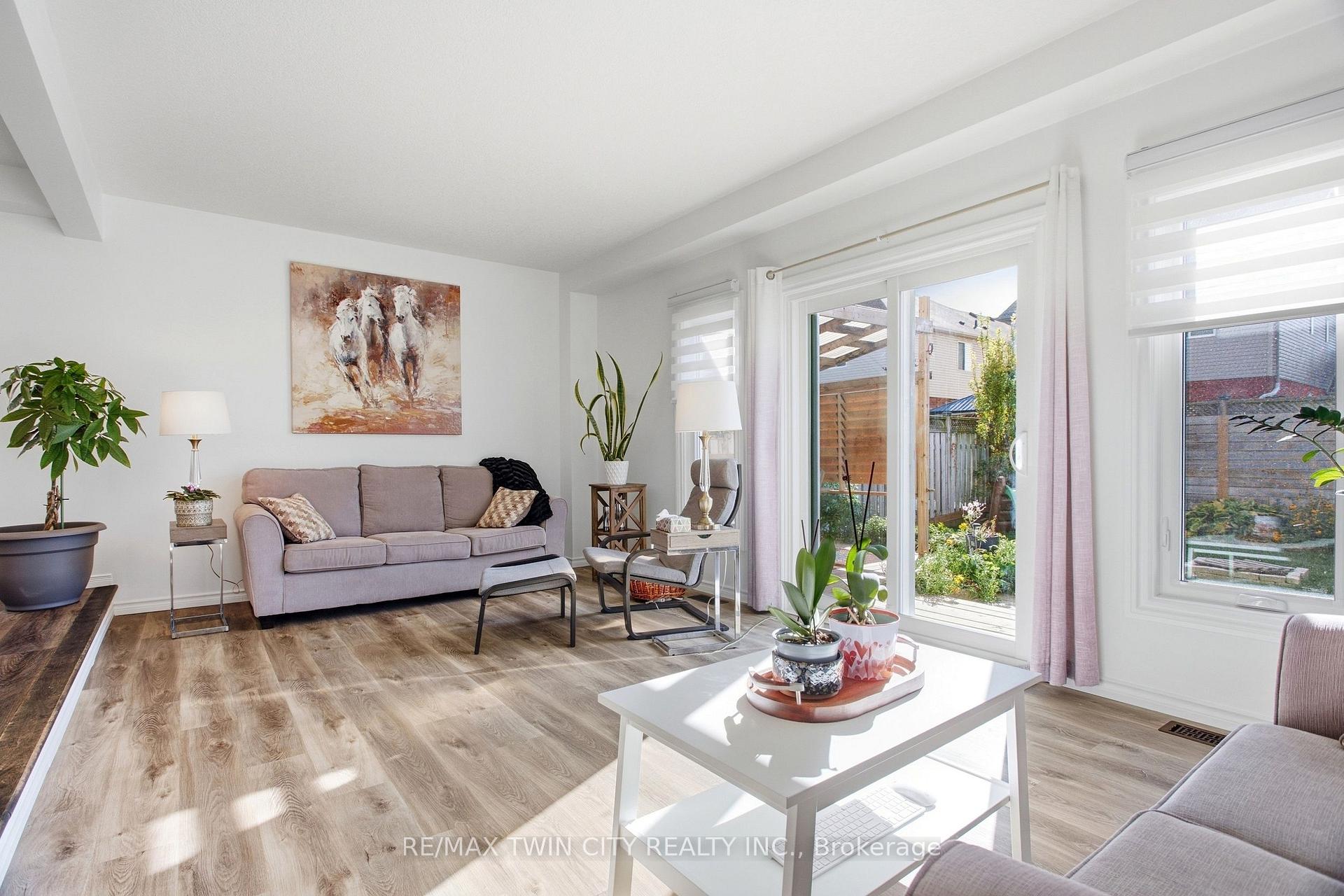 Photo 13 of 15 Cannes Street, Kitchener, Huron Park — HOMEH