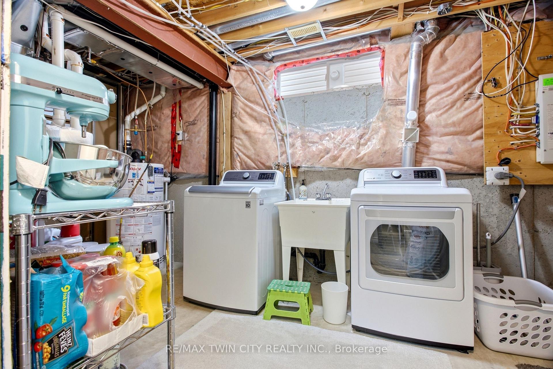 Photo 41 of 15 Cannes Street, Kitchener, Huron Park — HOMEH