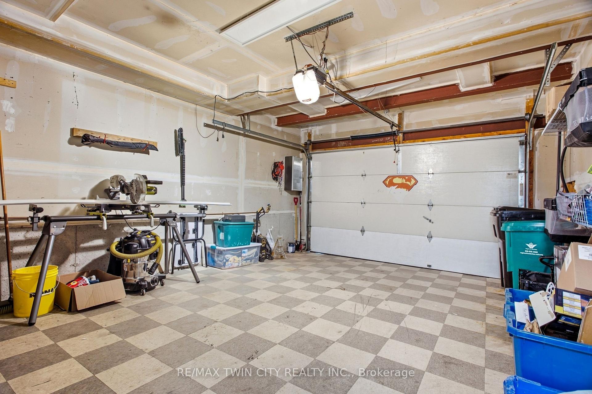 Photo 48 of 15 Cannes Street, Kitchener, Huron Park — HOMEH