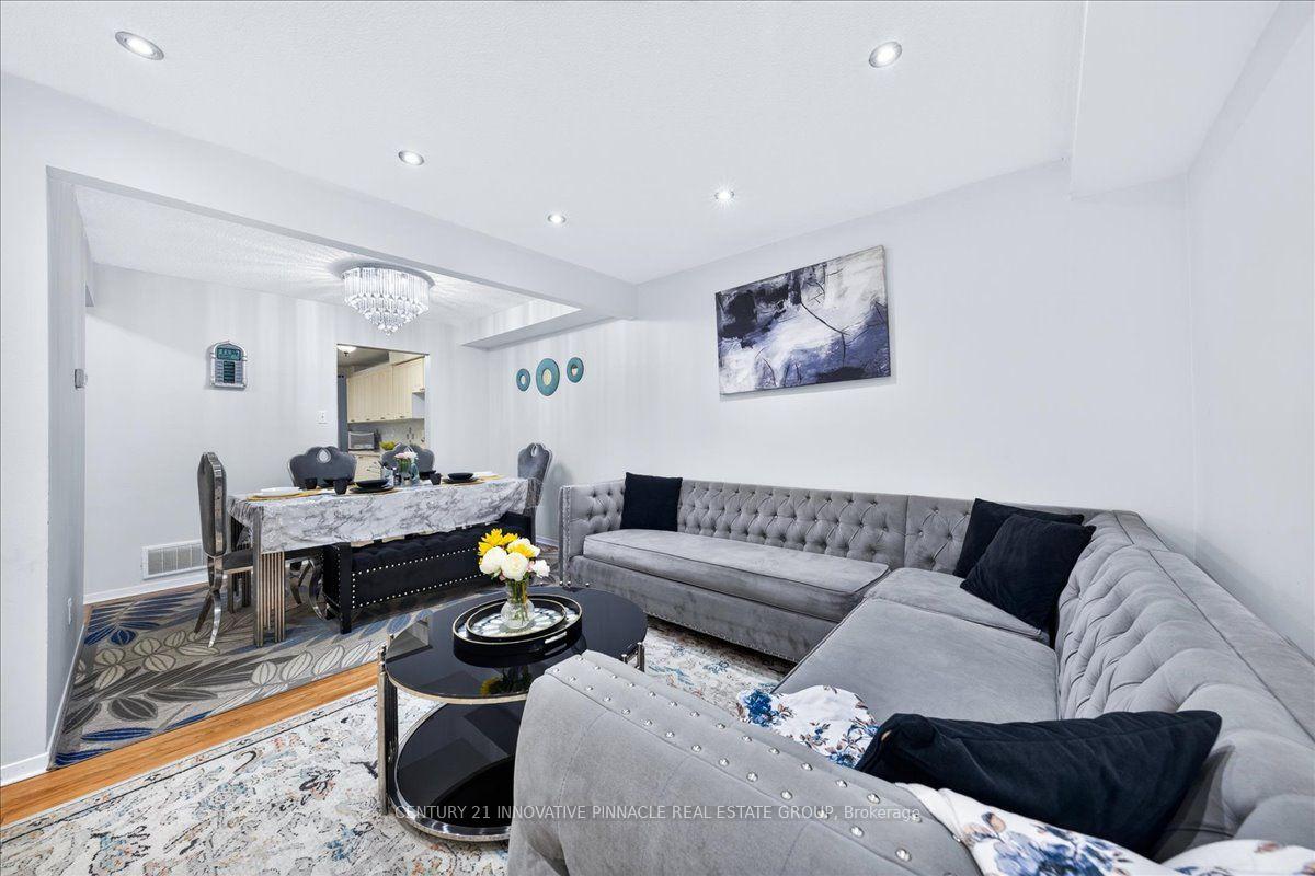 Photo 15 of 82 Pennyhill Drive, Scarborough, Malvern — HOMEH