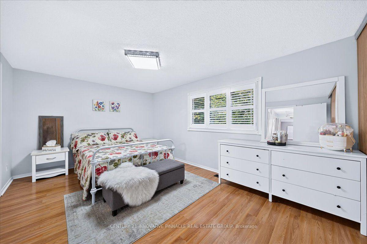 Photo 20 of 82 Pennyhill Drive, Scarborough, Malvern — HOMEH