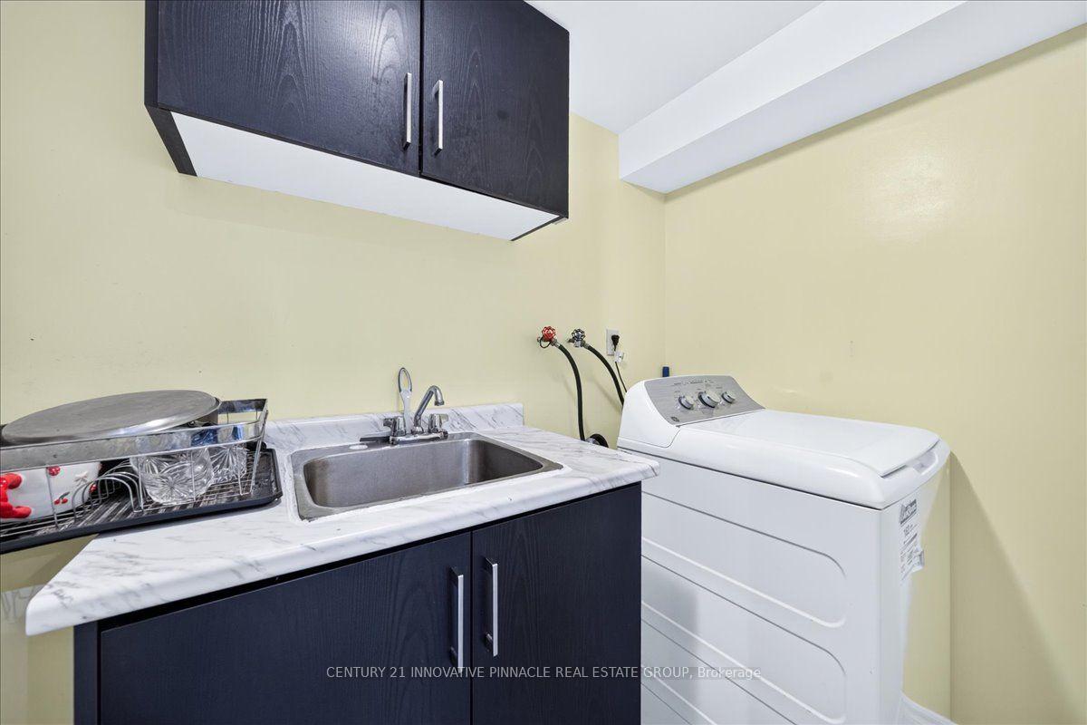 Photo 37 of 82 Pennyhill Drive, Scarborough, Malvern — HOMEH