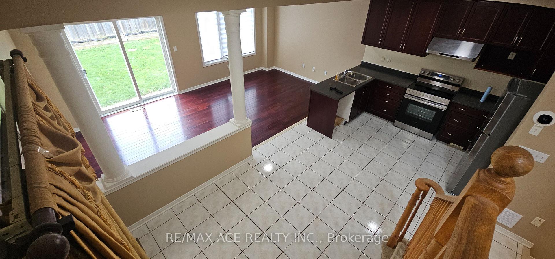 Photo 19 of 46 Ralph Chalmers Avenue, Markham, Wismer — HOMEH