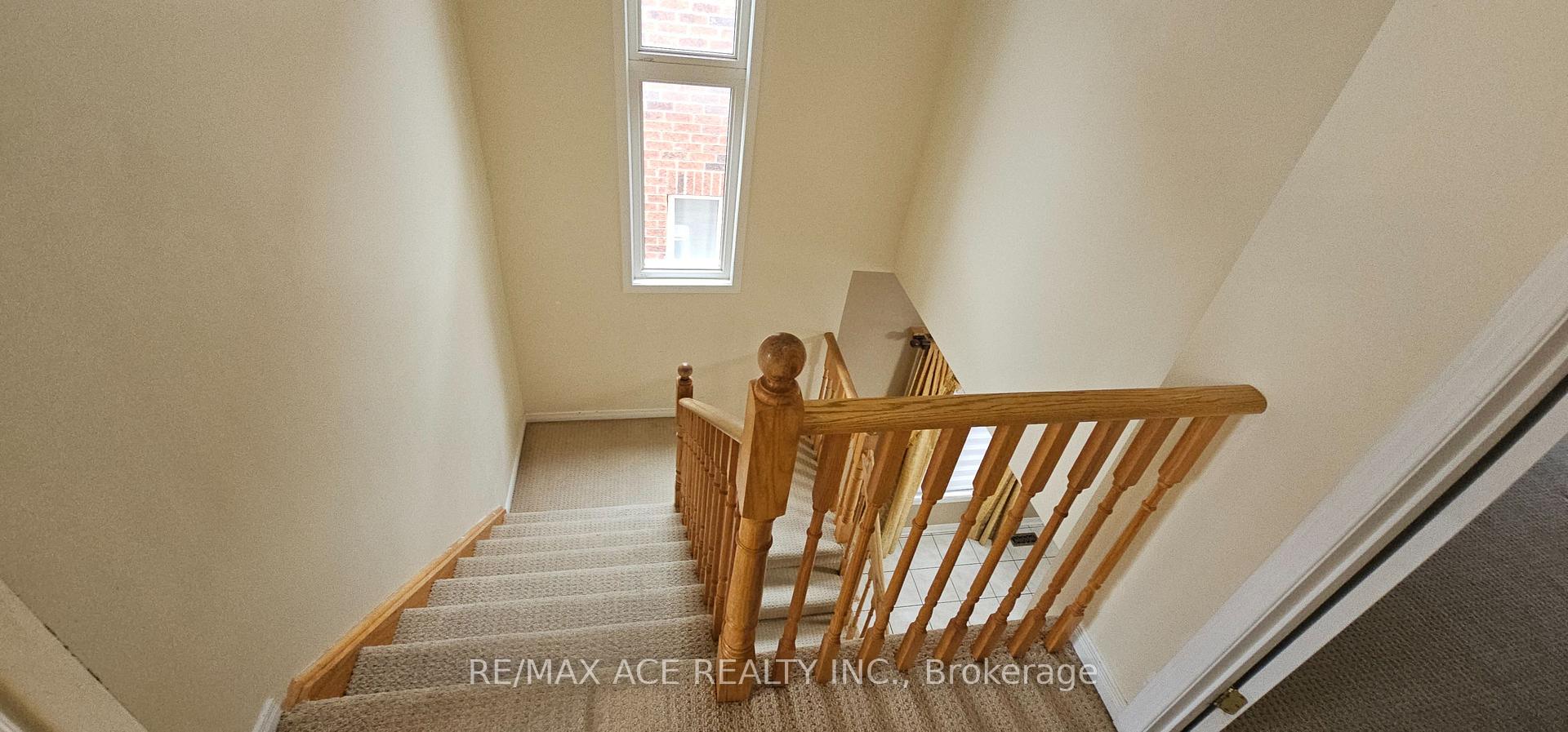 Photo 20 of 46 Ralph Chalmers Avenue, Markham, Wismer — HOMEH