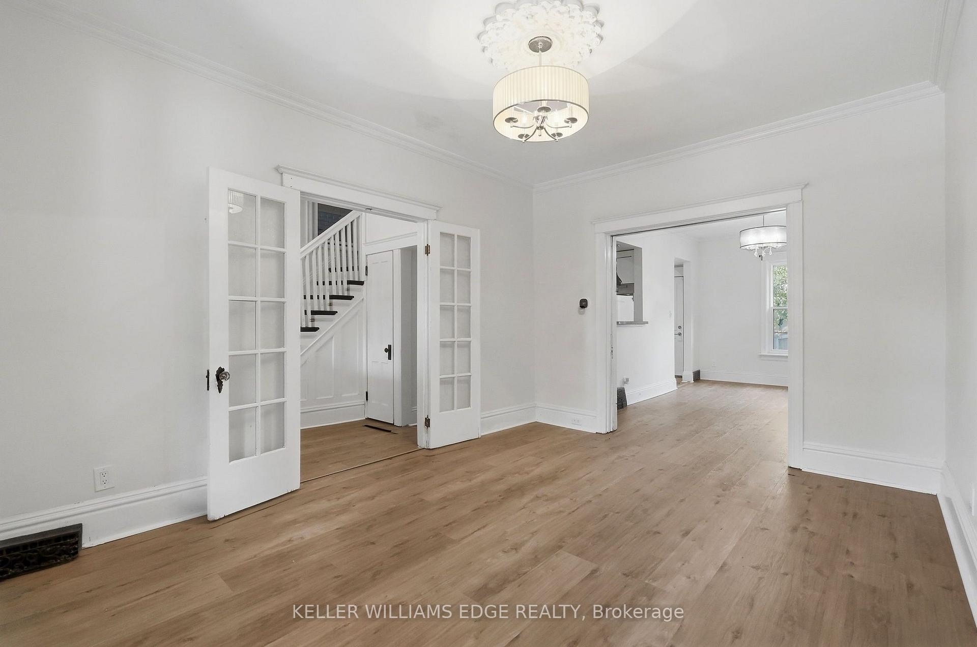 Photo 6 of 60 Stirton Street, Hamilton, Gibson — HOMEH