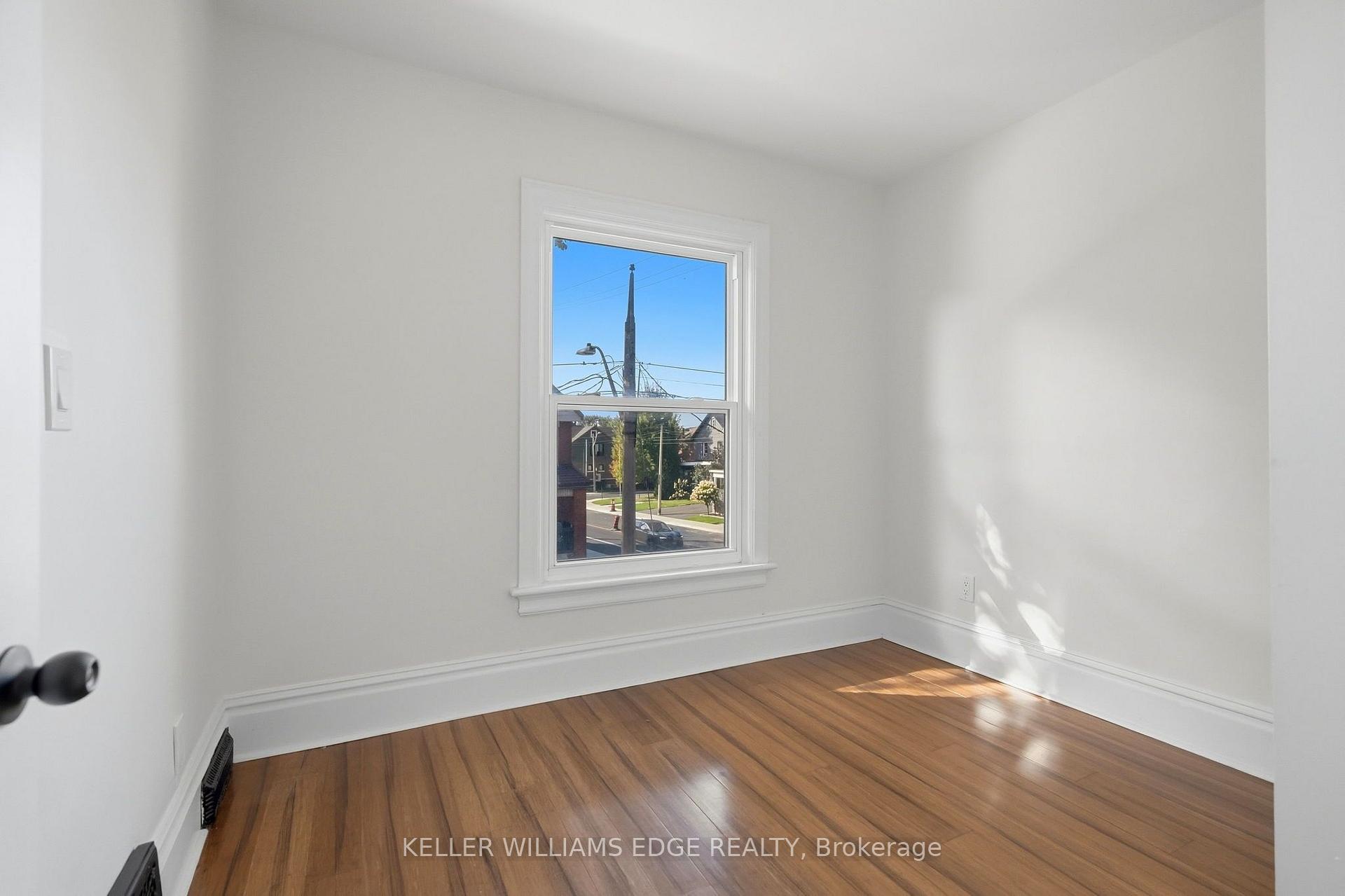 Photo 18 of 60 Stirton Street, Hamilton, Gibson — HOMEH
