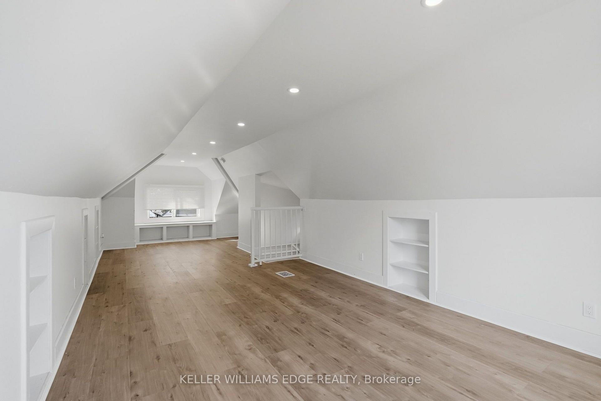 Photo 33 of 60 Stirton Street, Hamilton, Gibson — HOMEH