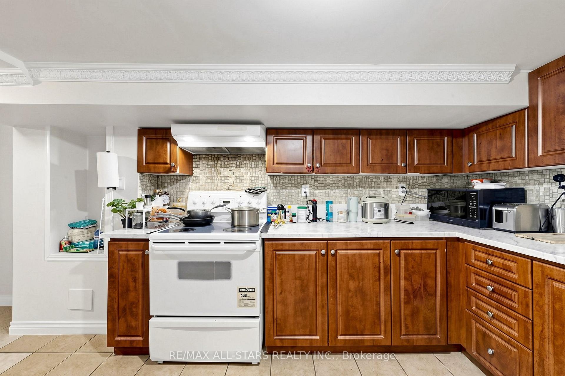 Photo 31 of 13 Boulderbrook Drive, Scarborough, Rouge — HOMEH
