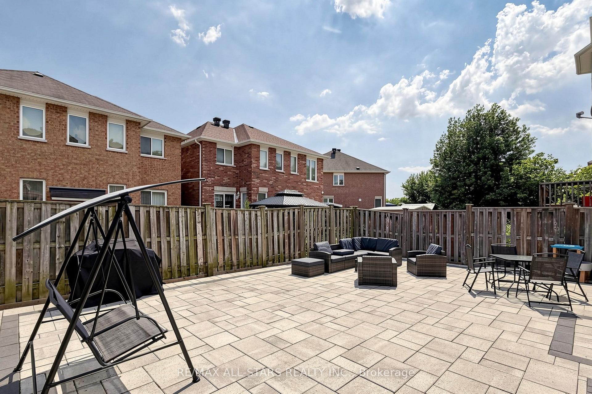 Photo 39 of 13 Boulderbrook Drive, Scarborough, Rouge — HOMEH