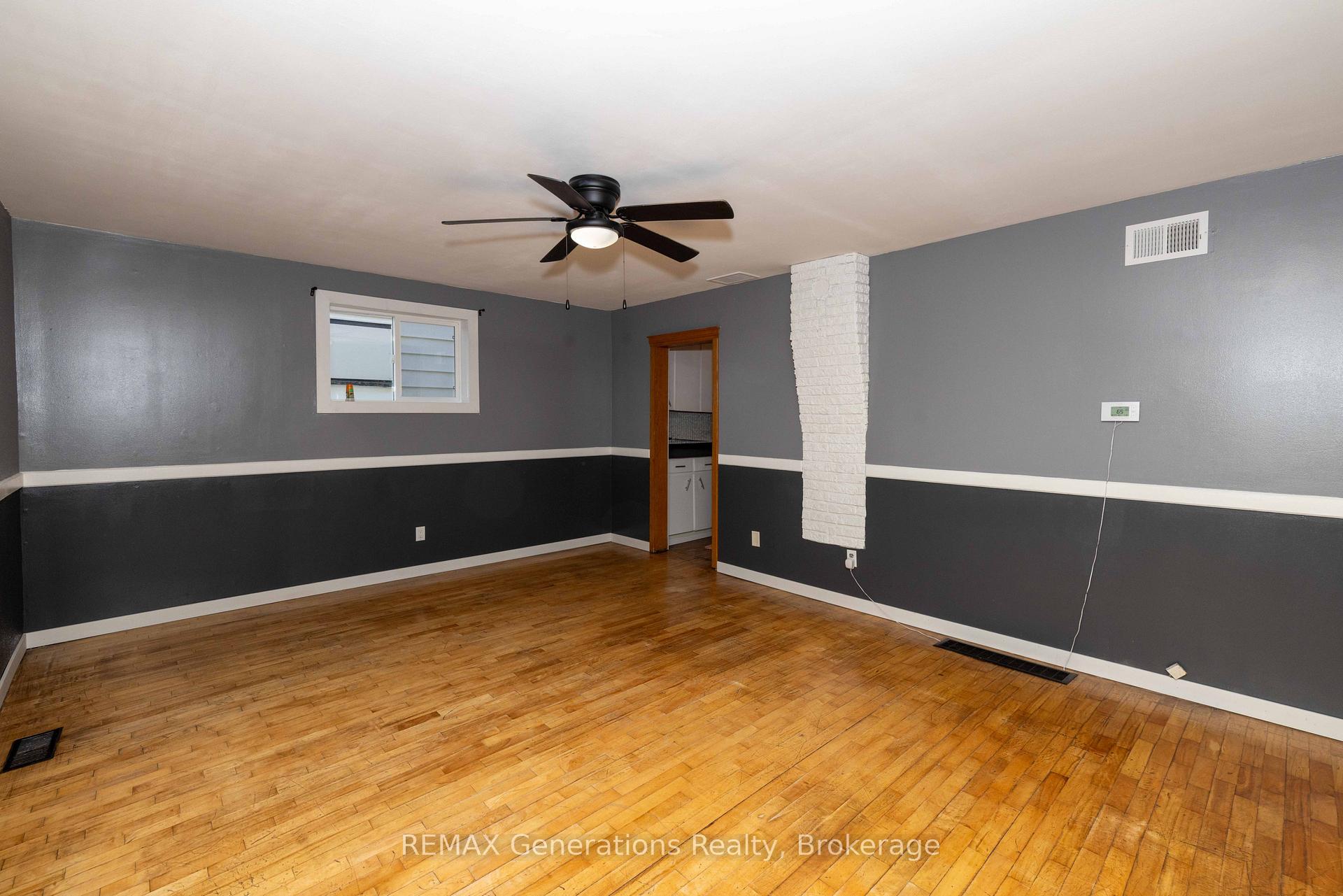 Photo 5 of 1021 Alexandra Street, Thunder Bay, East End — HOMEH